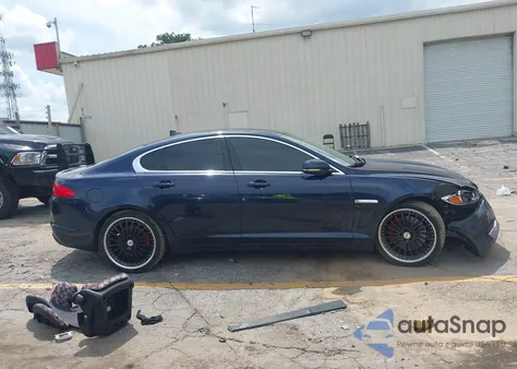 2015 Jaguar Xf 3.0 Portfolio/3.0 Sport z USA, uszkodzony, nr VIN SAJWJ0FFXF8U66596